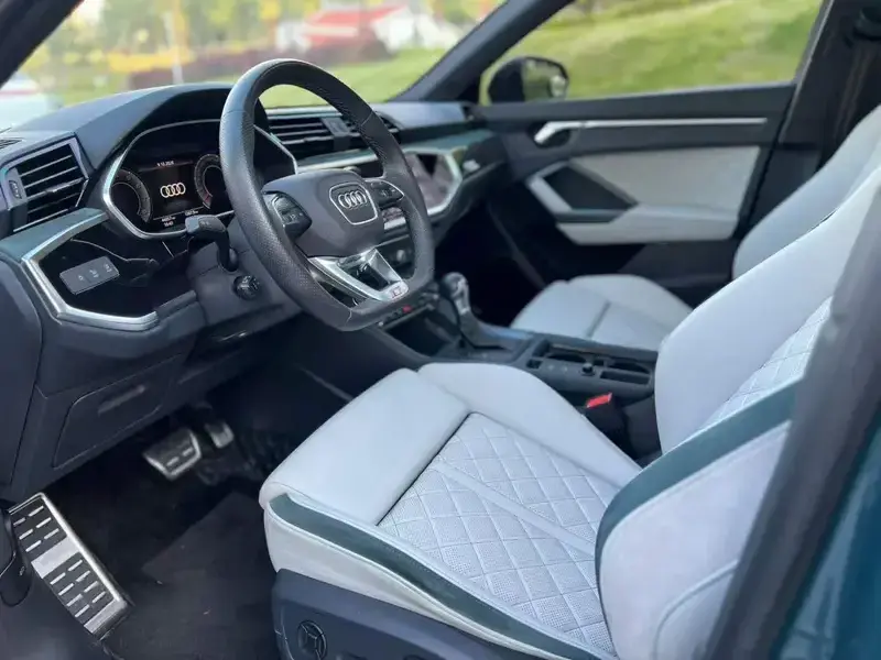 2024 Audi Q3 Sportback с пробегом 43 000 км