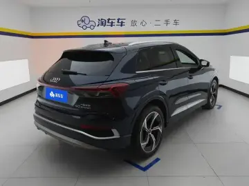 2024 Audi Q4 e-tron с пробегом 21 000 км