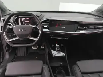 2024 Audi Q4 e-tron с пробегом 21 000 км