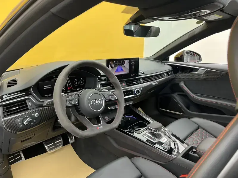 2024 Audi RS 5 с пробегом 7 000 км