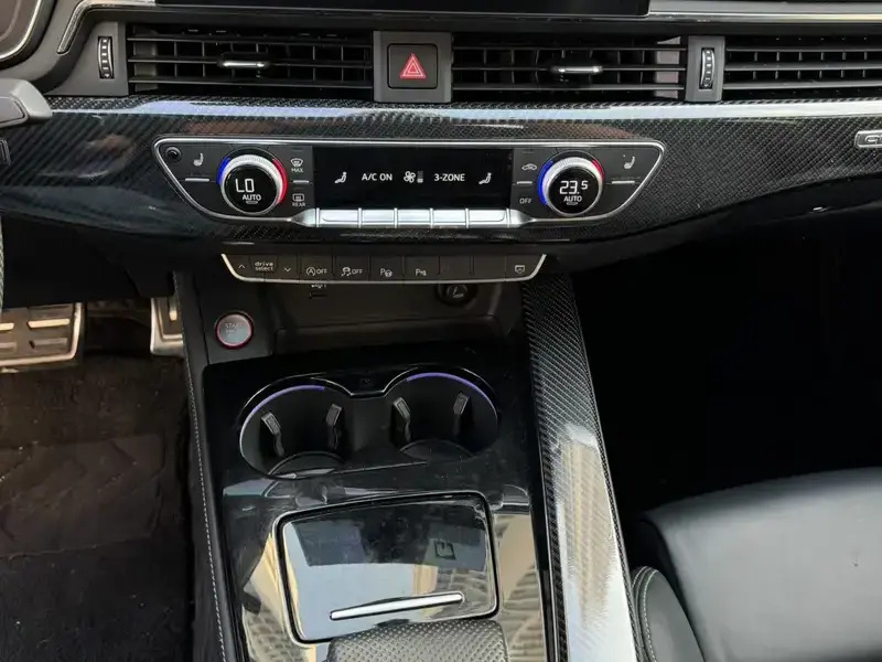 2021 Audi S5 с пробегом 60 000 км