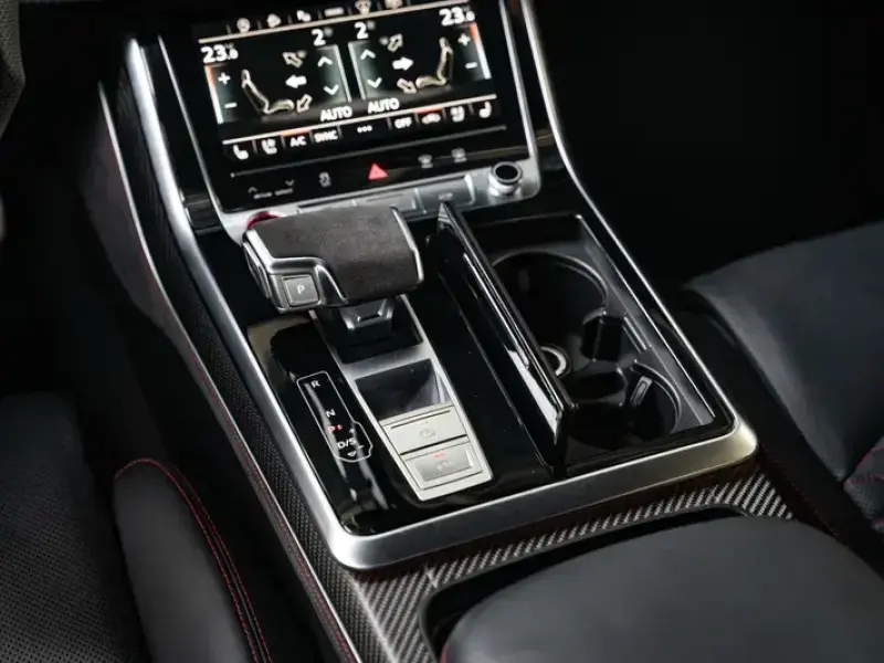 2022 Audi RS Q8 с пробегом 52 000 км