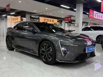 2025 Avatr 06 с пробегом 7 800 км
