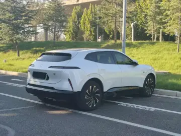 2024 Avatr 07 с пробегом 20 000 км