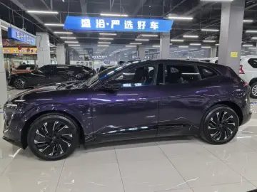 2024 Avatr 07 с пробегом 6 900 км
