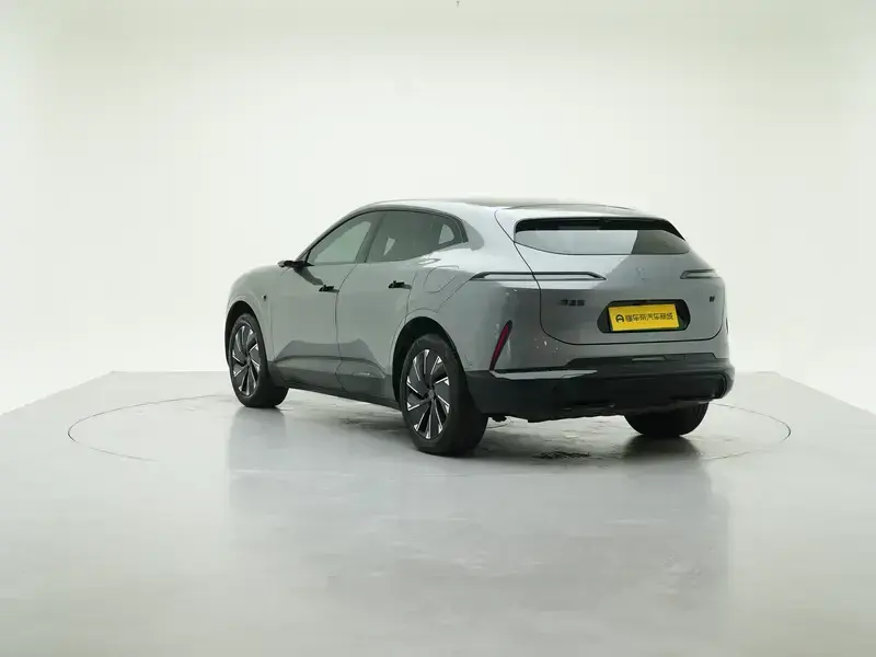 2024 Avatr 07 с пробегом 22 200 км