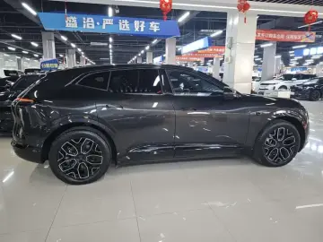 2026 Avatr 07 с пробегом 12 000 км