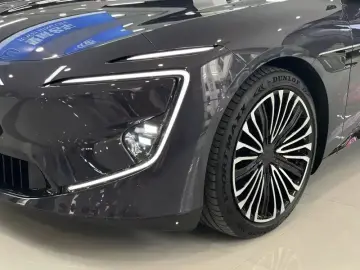 2026 Avatr 12 с пробегом 4 000 км