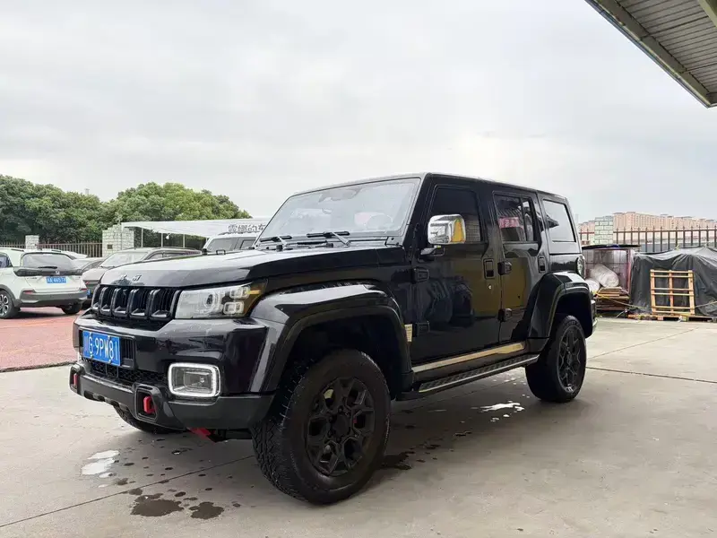 2021 BAIC BJ40 с пробегом 40 000 км