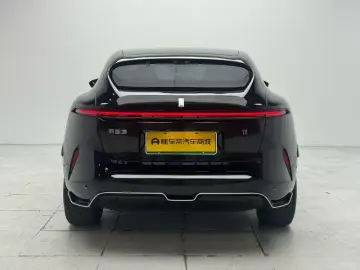 2023 Avatr 11 с пробегом 60 200 км