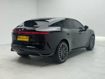 2023 Avatr 11 с пробегом 60 200 км