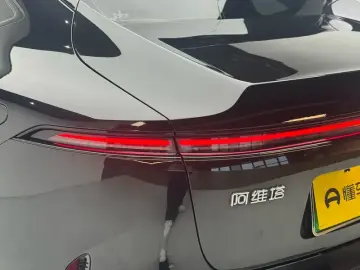 2023 Avatr 11 с пробегом 60 200 км