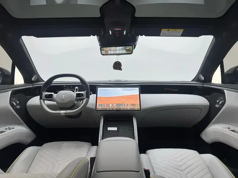 2023 Avatr 11 с пробегом 60 200 км