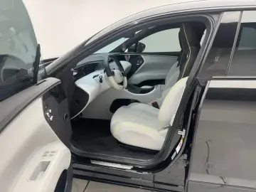 2023 Avatr 11 с пробегом 60 200 км