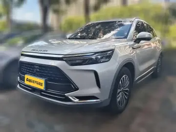 BAIC X7