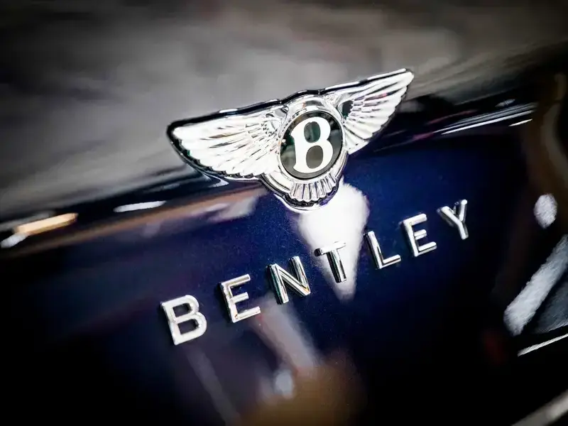 2022 Bentley Bentayga с пробегом 13 000 км