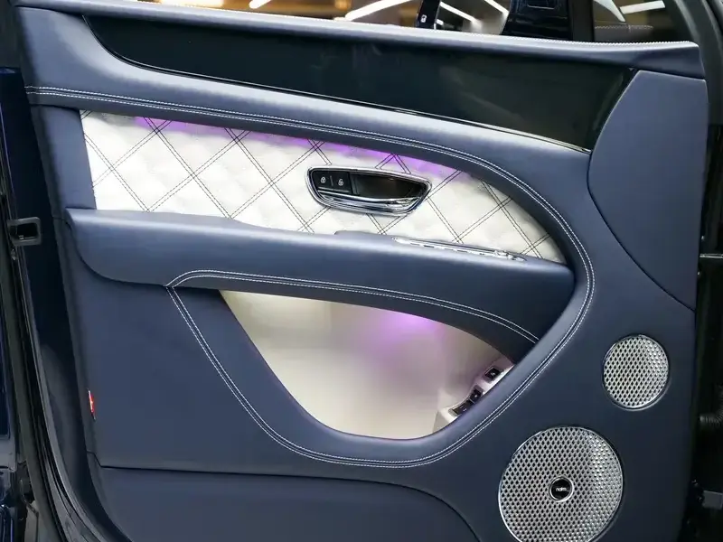 2022 Bentley Bentayga с пробегом 13 000 км