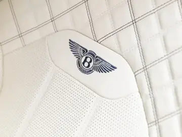 2022 Bentley Bentayga с пробегом 13 000 км