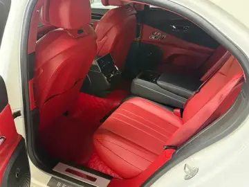2021 Bentley Flying Spur с пробегом 30 500 км