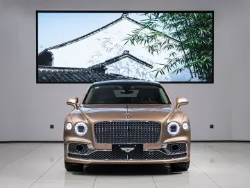 2022 Bentley Flying Spur с пробегом 20 000 км