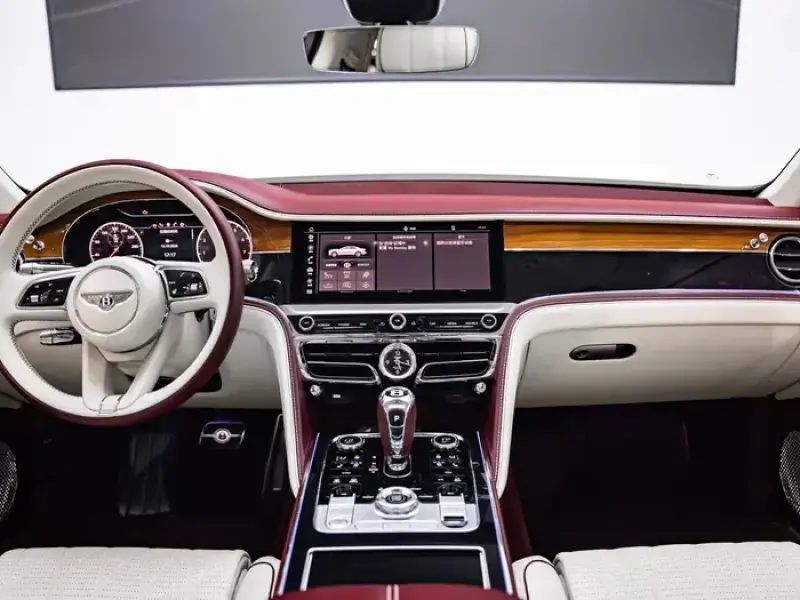 2022 Bentley Flying Spur с пробегом 20 000 км