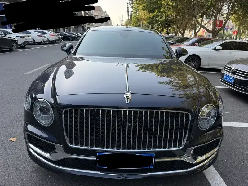2020 Bentley Flying Spur с пробегом 25 000 км