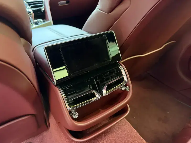 2020 Bentley Flying Spur с пробегом 25 000 км
