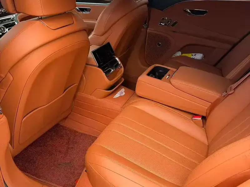 2020 Bentley Flying Spur с пробегом 33 000 км