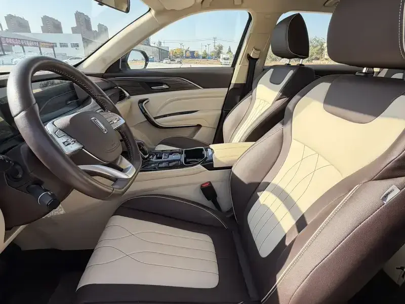 2021 Bestune T77 с пробегом 40 000 км