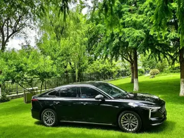 2022 Bestune B70 с пробегом 13 000 км