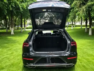 2022 Bestune B70 с пробегом 13 000 км