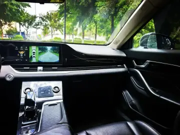 2022 Bestune B70 с пробегом 13 000 км