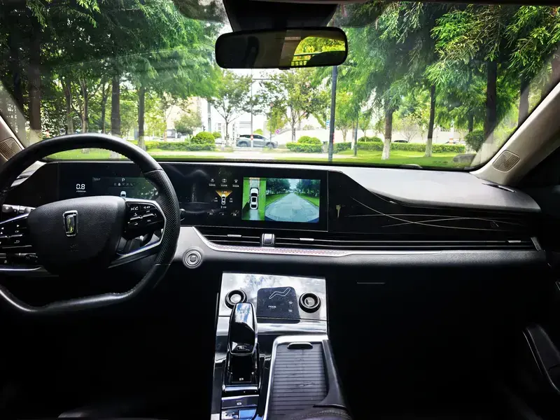 2022 Bestune B70 с пробегом 13 000 км
