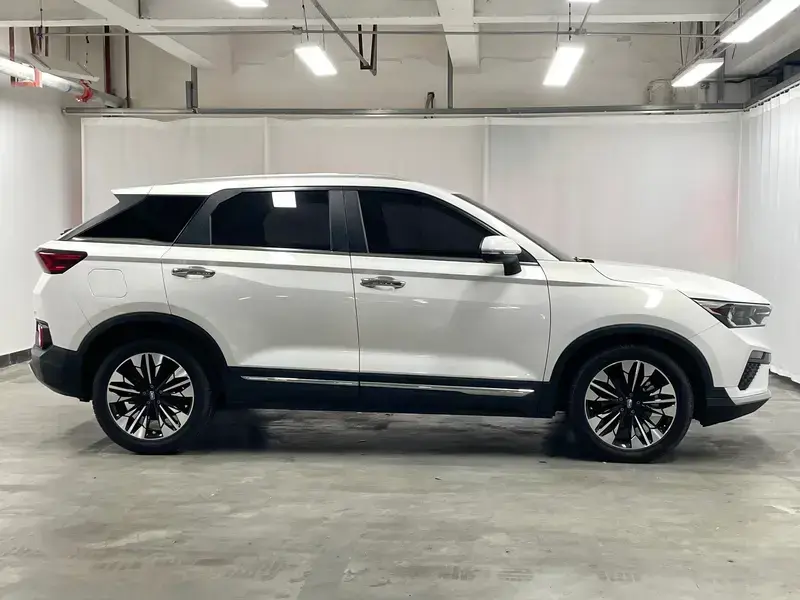 2021 Bestune T77 с пробегом 20 200 км