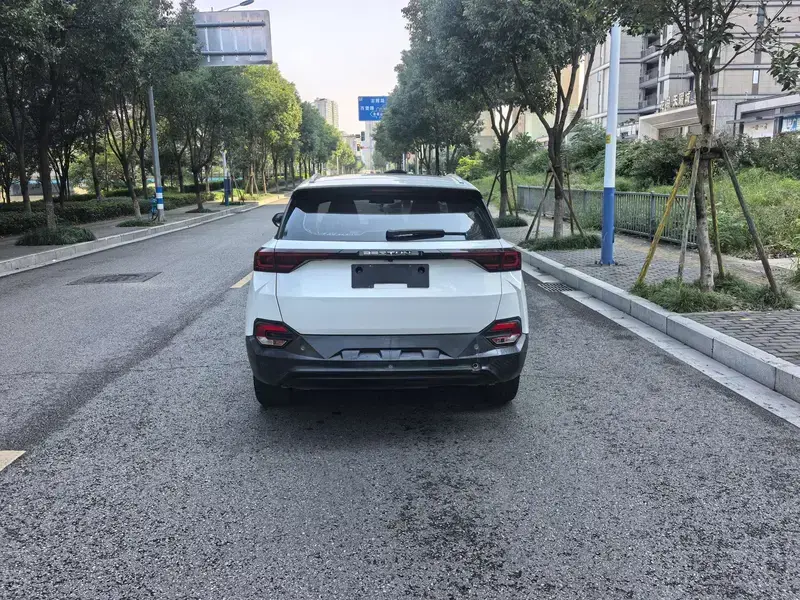 2019 Bestune T77 с пробегом 79 000 км