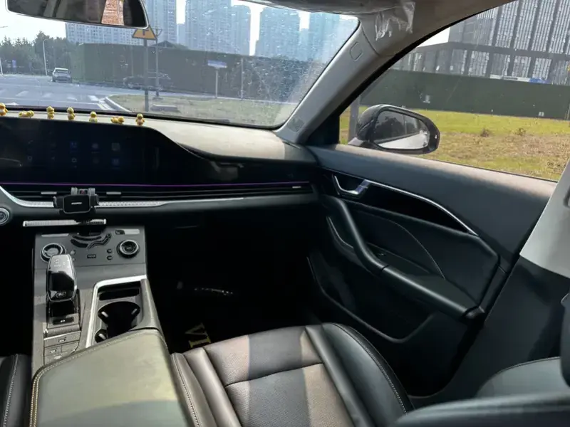 2021 Bestune B70 с пробегом 49 000 км