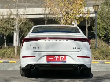 2023 Bestune B70 с пробегом 11 000 км