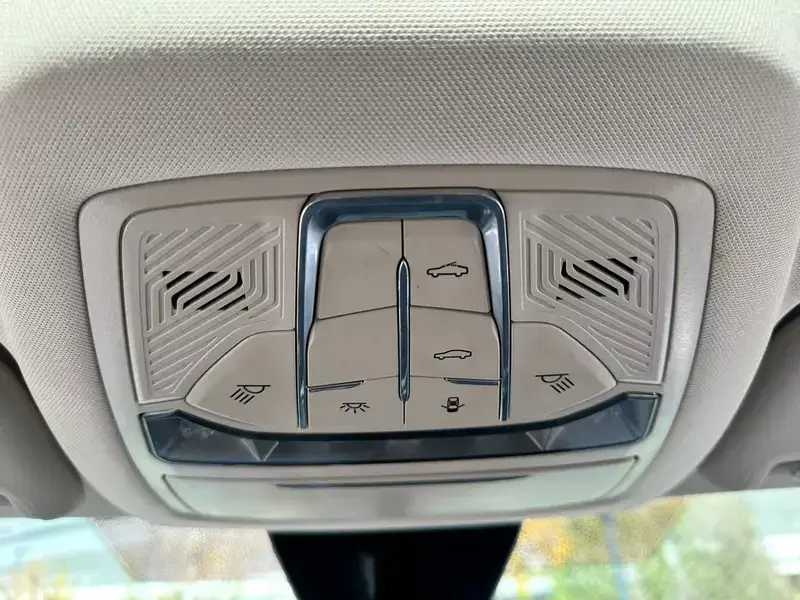 2023 Bestune B70 с пробегом 11 000 км