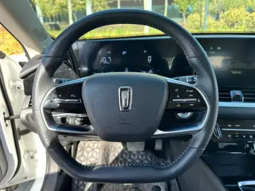 2023 Bestune B70 с пробегом 11 000 км