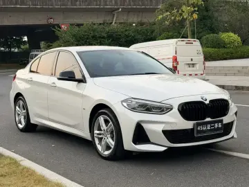2021 BMW 1 серии с пробегом 40 000 км