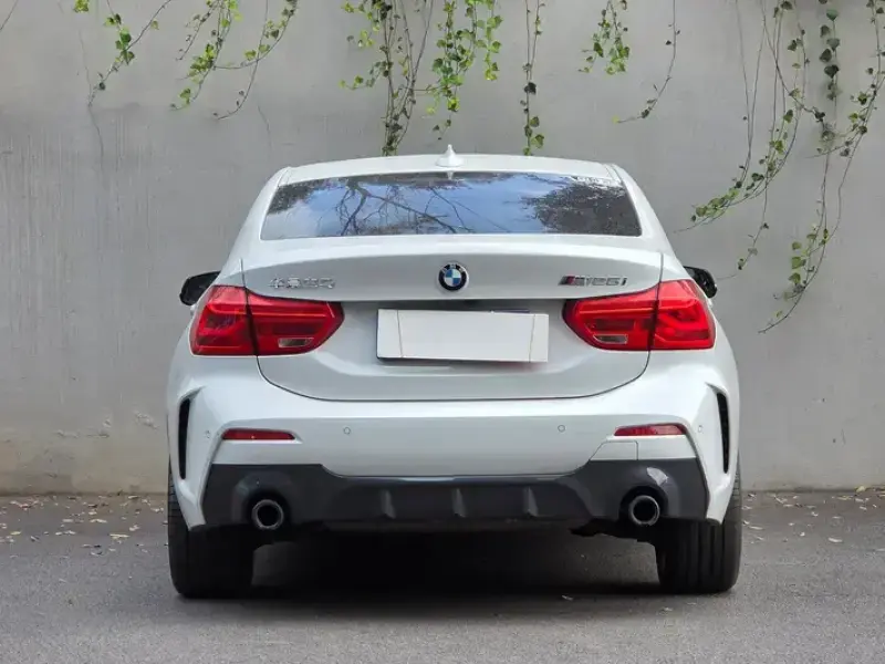 2021 BMW 1 серии с пробегом 43 000 км