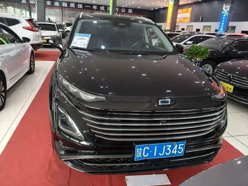 2023 Bestune T90 с пробегом 25 000 км