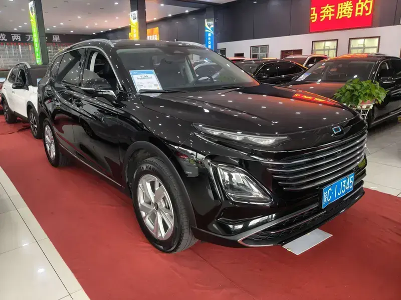 2023 Bestune T90 с пробегом 25 000 км