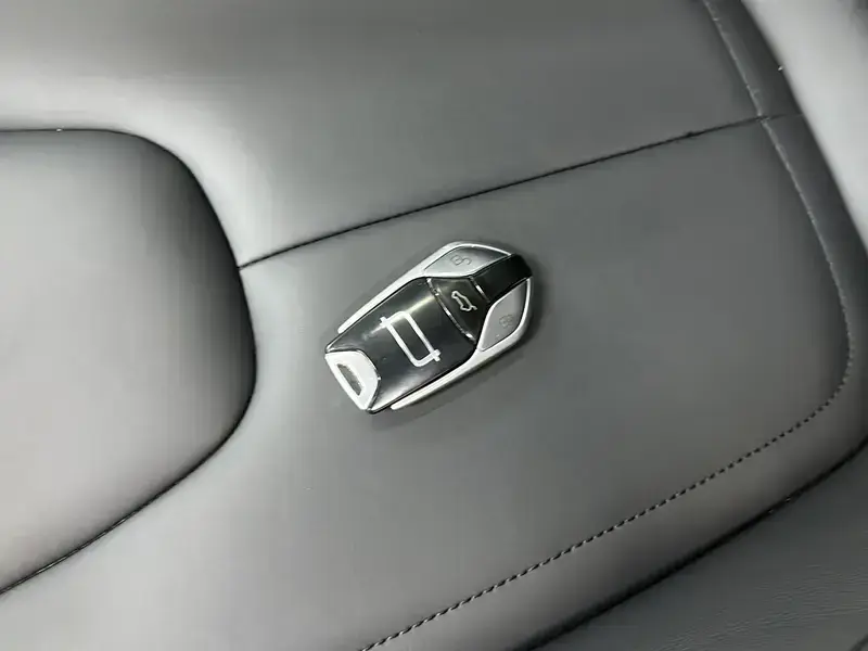 2023 Bestune T90 с пробегом 15 700 км