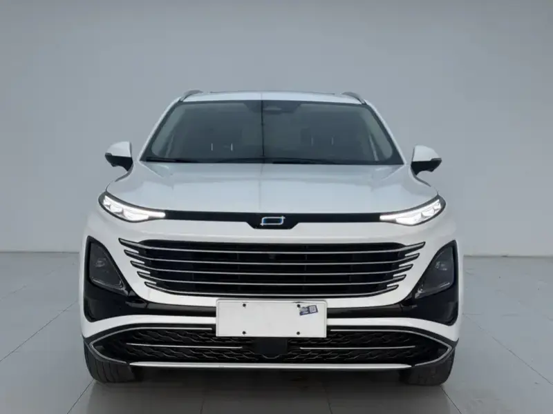 2023 Bestune T90 с пробегом 29 000 км