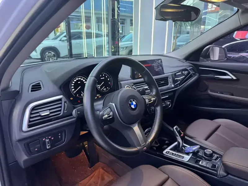 2020 BMW 1 серии с пробегом 57 800 км