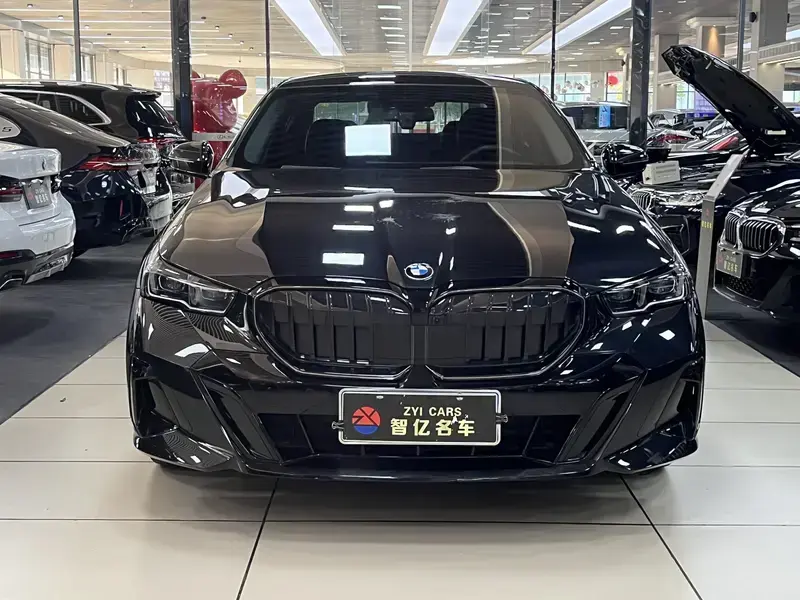 2026 BMW 5 серии с пробегом 25 000 км