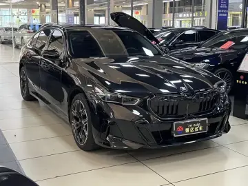 2026 BMW 5 серии с пробегом 25 000 км