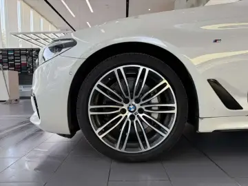 2019 BMW 5 серии с пробегом 78 000 км