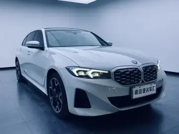 2025 BMW i3 с пробегом 20 000 км